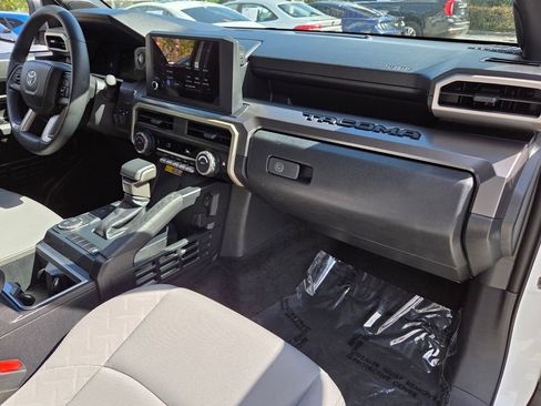 Used 2024 Toyota Tacoma SR5 w/ SR5 Upgrade Package image 16