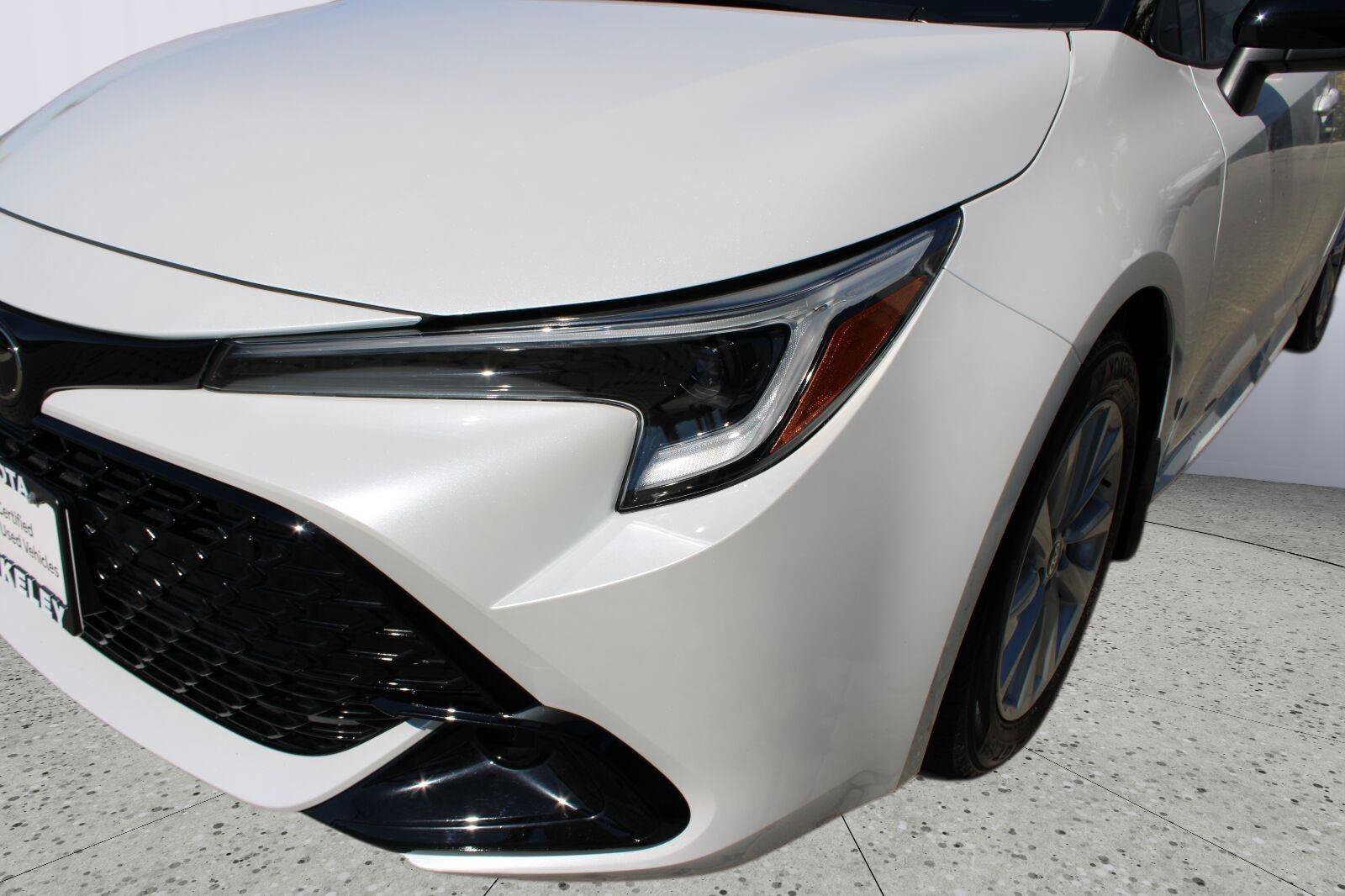 Certified 2024 Toyota Corolla SE w/ SE Package FWD image 10