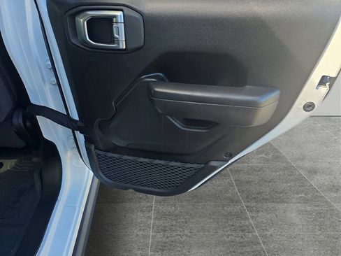 Used 2024 Jeep Wrangler Sport S image 22