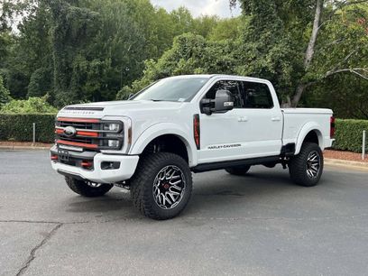 New 2026 Ford F250 Lariat w/ Black Appearance Package