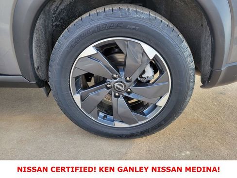 Certified 2025 Nissan Rogue SV image 20