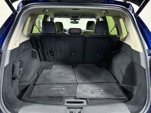 Certified 2024 Nissan Rogue SL image 41
