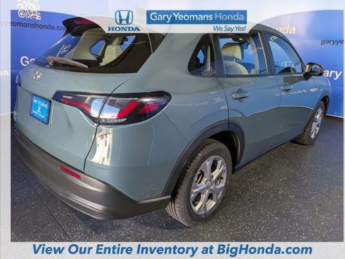 Certified 2024 Honda HR-V LX image 7