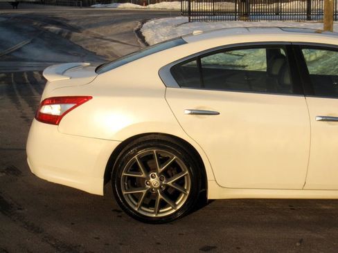 Used 2010 Nissan Maxima 3.5 SV w/ Sport Pkg image 11