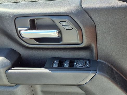 Used 2023 GMC Sierra 3500 Pro w/ Convenience Package image 11