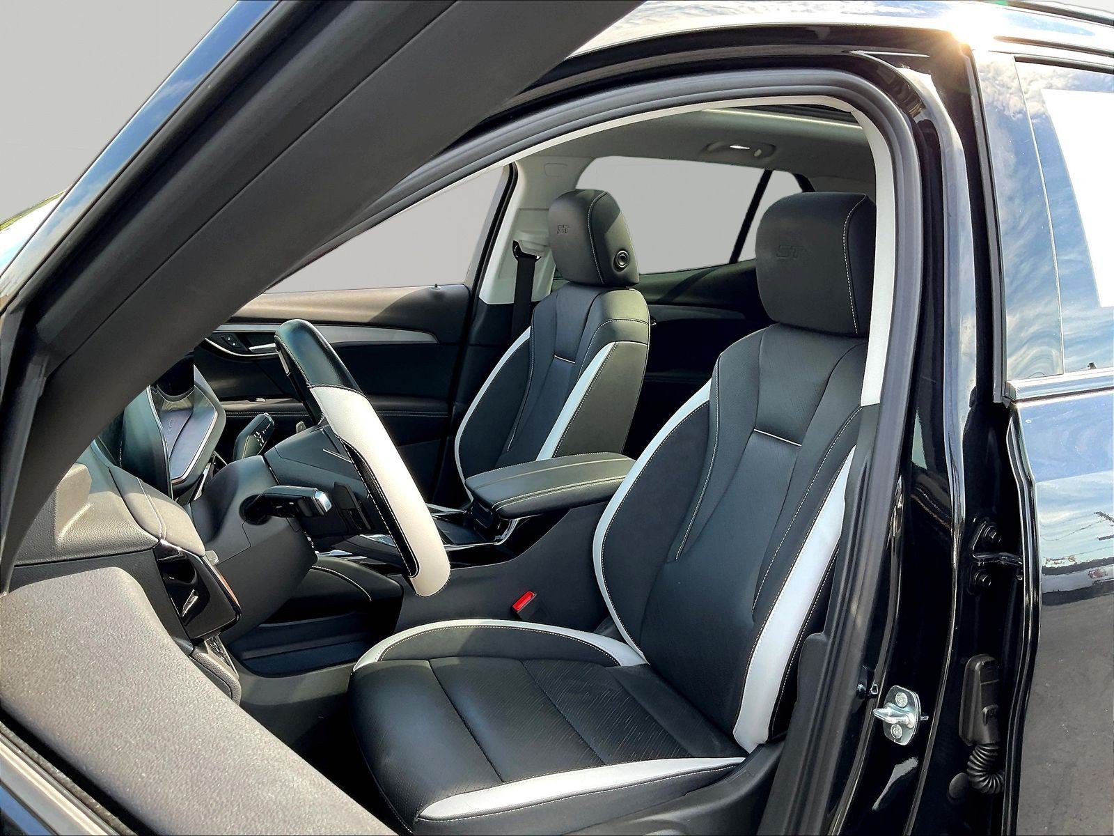 Used 2024 Buick Envision Sport Touring AWD/4WD image 21