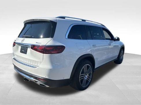 Used 2025 Mercedes-Benz GLS 450 4MATIC image 7