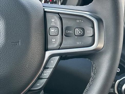 Used 2025 RAM 1500 Big Horn AWD/4WD image 26