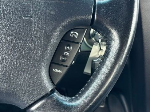 Used 2005 Ford Thunderbird RWD image 20