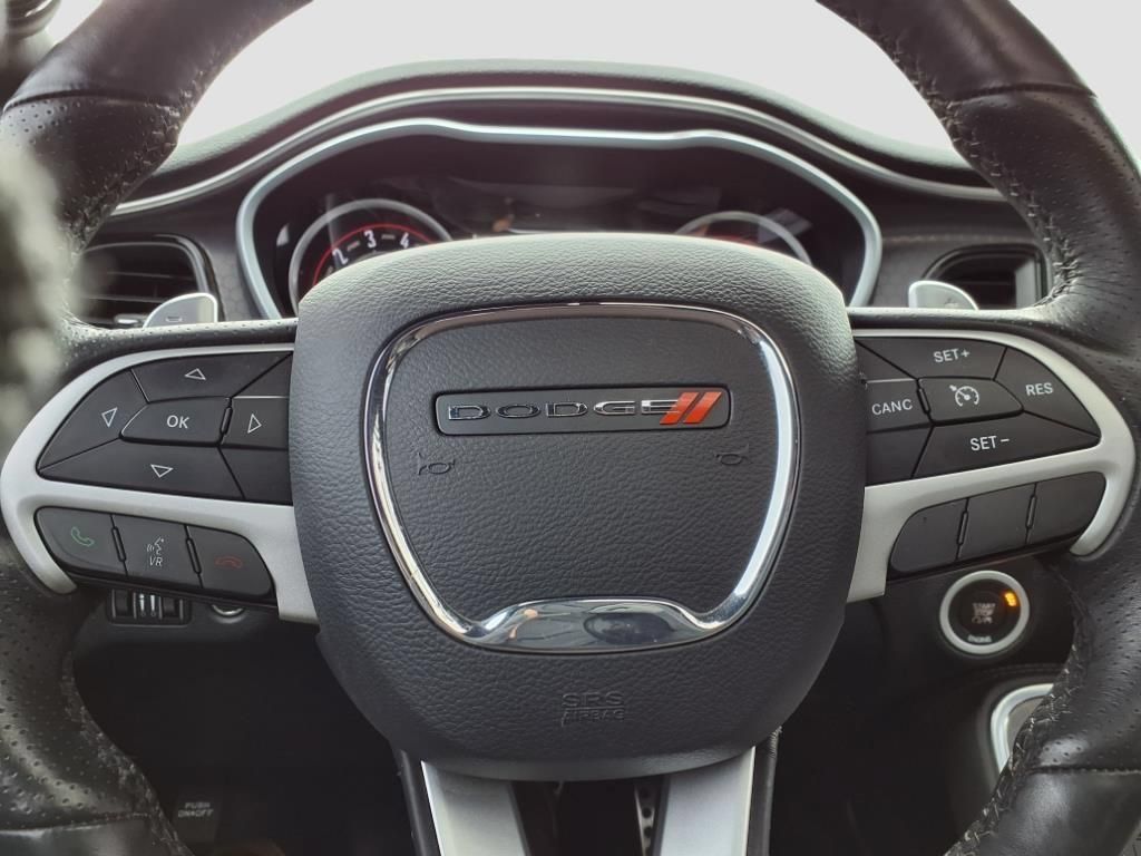 Used 2016 Dodge Challenger R/T Scat Pack w/ Leather Interior Group RWD image 23