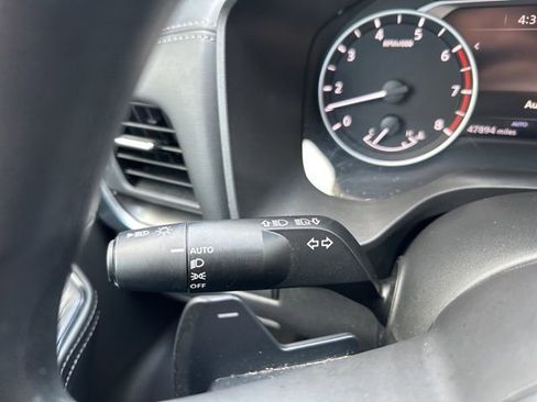 Used 2024 Nissan Rogue SV image 20