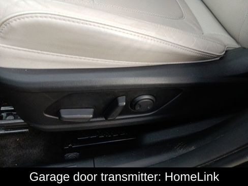 Used 2022 Hyundai Tucson Limited image 12