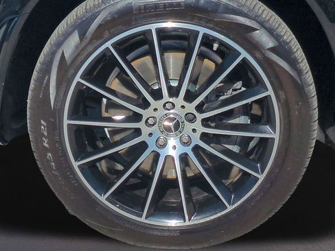 Used 2023 Mercedes-Benz GLE 450 4MATIC w/ AMG Line Exterior image 22