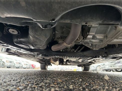 Used 2017 Toyota Sienna XLE w/ XLE Navigation Package image 14