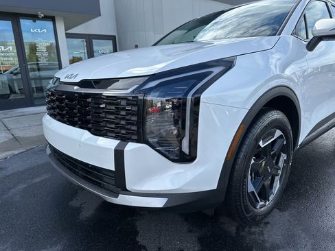 New 2026 Kia Sportage S image 12