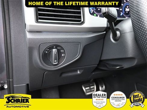 Used 2022 Volkswagen Atlas SEL Premium image 14