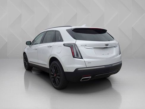 Used 2024 Cadillac XT5 Sportv w/ LPO, Red Accent Package AWD/4WD image 3