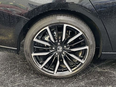 Used 2025 Honda Accord Touring image 7