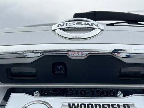 Used 2014 Nissan Rogue SL image 16