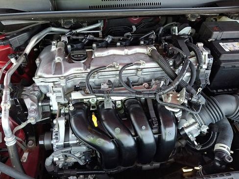 Used 2022 Toyota Corolla LE FWD image 28