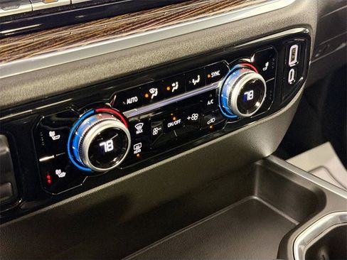 Used 2024 GMC Sierra 1500 Elevation w/ Preferred Package image 15