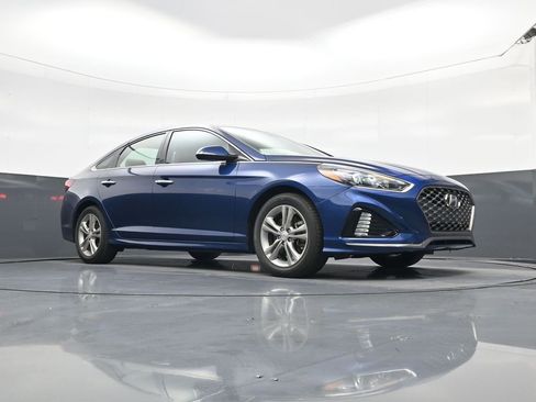 Used 2018 Hyundai Sonata Limited FWD image 17