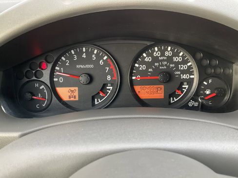 Used 2018 Nissan Frontier PRO-4X image 15