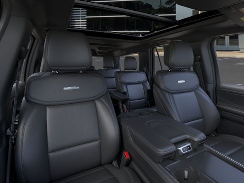 New 2026 Ford Expedition Max Platinum w/ Stealth Appearance Package AWD/4WD image 10