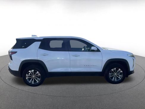 Used 2025 Chevrolet Equinox LT image 16