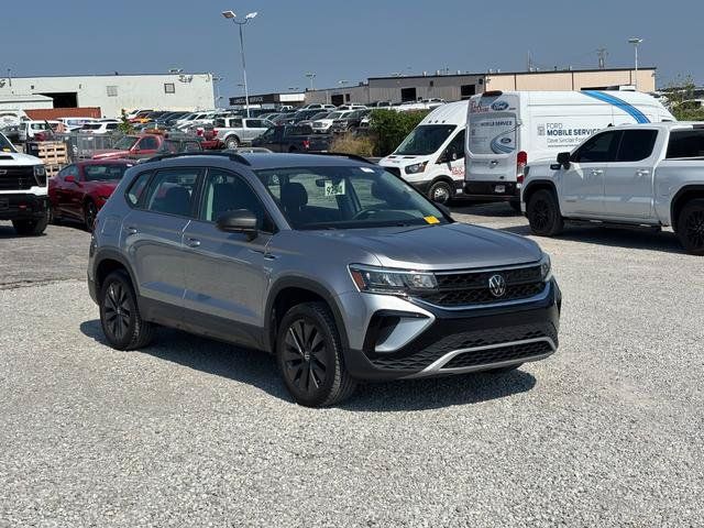 Used 2023 Volkswagen Taos S FWD image 4