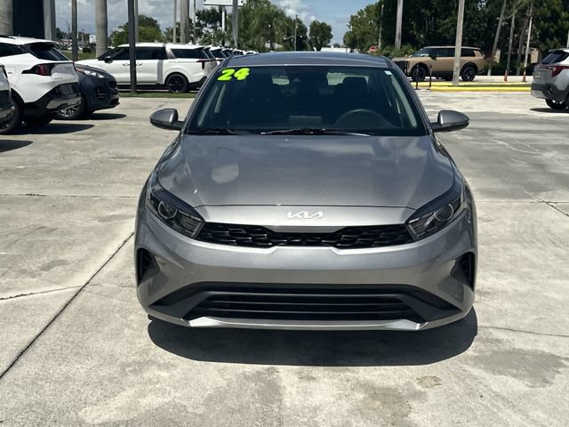 Certified 2024 Kia Forte LXS w/ LXS Technology Package FWD image 3