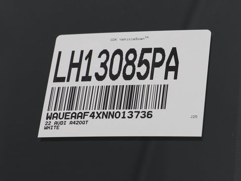 Used 2022 Audi A4 2.0T Premium Plus image 24