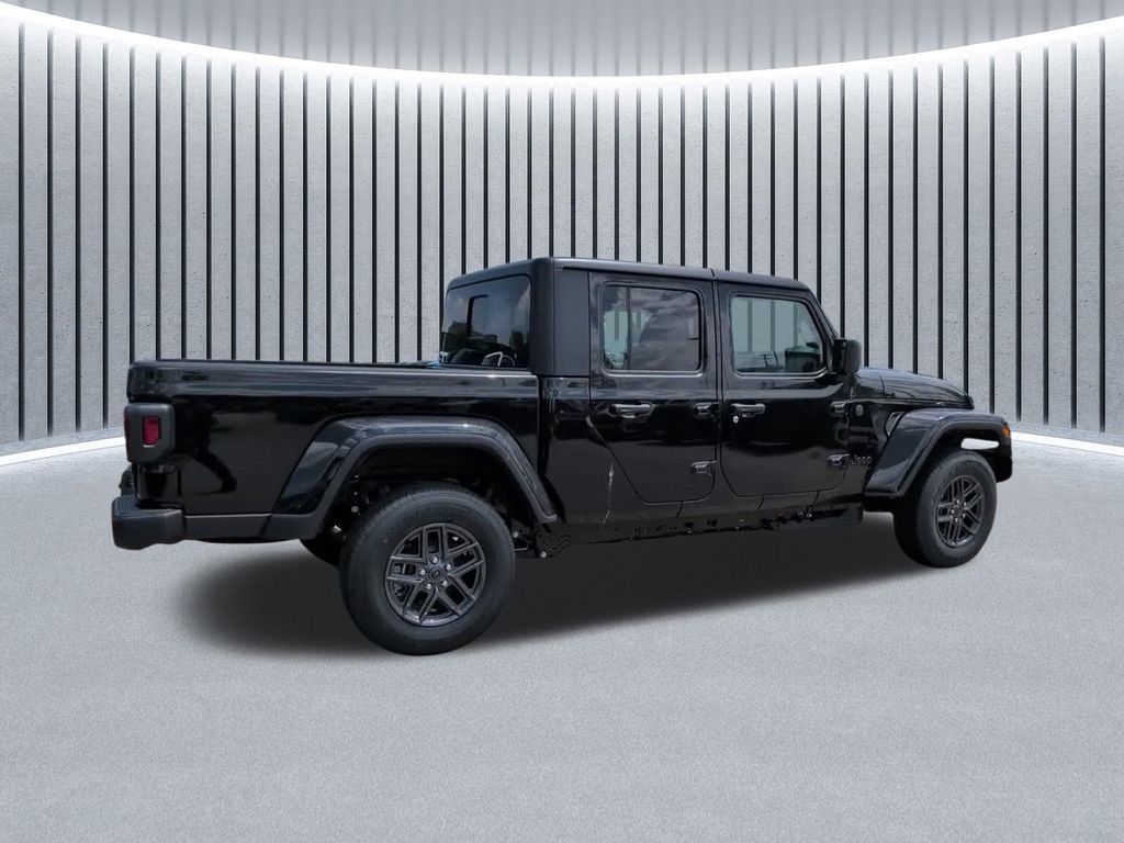 New 2026 Jeep Gladiator Sport AWD/4WD image 8
