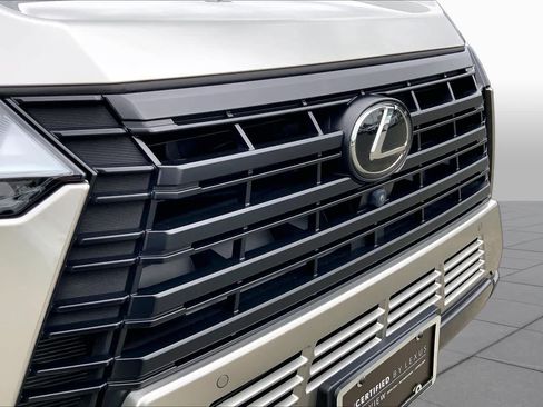 Certified 2024 Lexus GX 550 w/ Accessory Package (2T) AWD/4WD image 30