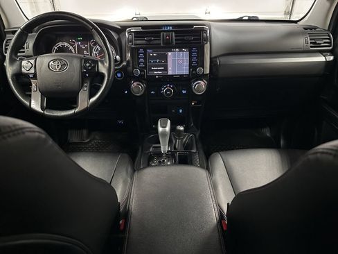 Used 2023 Toyota 4Runner TRD Off-Road Premium w/ Moonroof Package AWD/4WD image 23