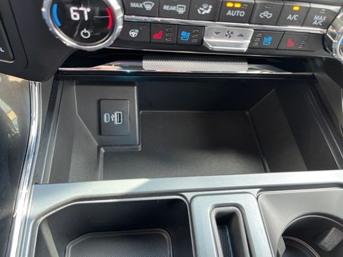 Used 2021 Ford F150 Lariat w/ Equipment Group 502A High AWD/4WD image 31