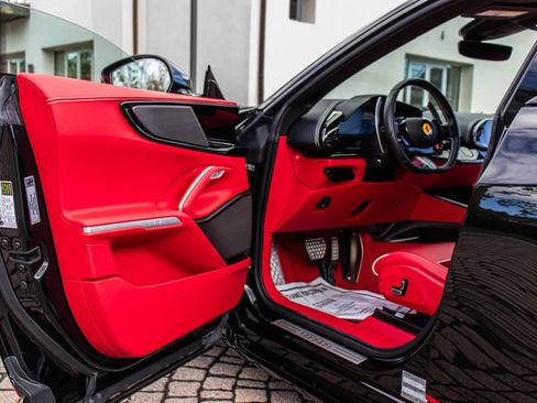 Certified 2024 Ferrari Purosangue AWD/4WD image 33