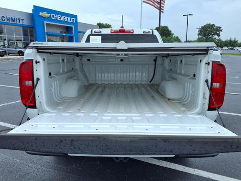 Used 2022 Chevrolet Colorado LT w/ Fleet Safety Package RWD image 25