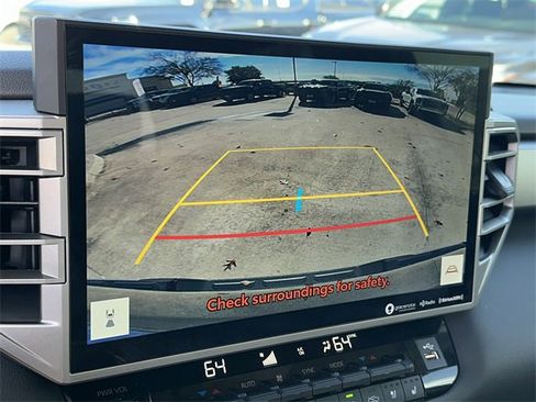 Used 2023 Toyota Tundra Limited image 18