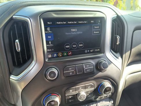 Used 2022 Chevrolet Silverado 3500 LTZ w/ LTZ Plus Package image 16