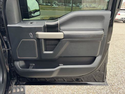 Used 2018 Ford F150 Raptor w/ Equipment Group 802A Luxury image 19