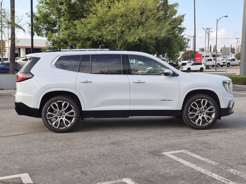 New 2026 GMC Acadia Denali Ultimate FWD image 2