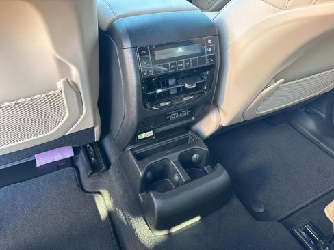 New 2025 Jeep Grand Cherokee L Limited image 17