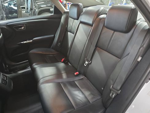 Used 2018 Toyota Avalon Touring w/ Carpet Mat Package FWD image 14