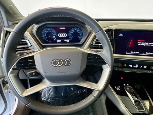 Used 2025 Audi Q4 e-tron Premium Plus w/ Premium Plus AWD/4WD image 11