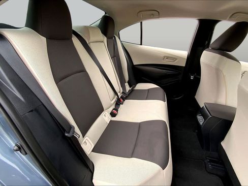 Used 2025 Toyota Corolla LE FWD image 19