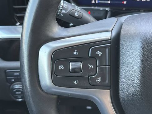 Used 2025 Chevrolet Silverado 1500 LT AWD/4WD image 23