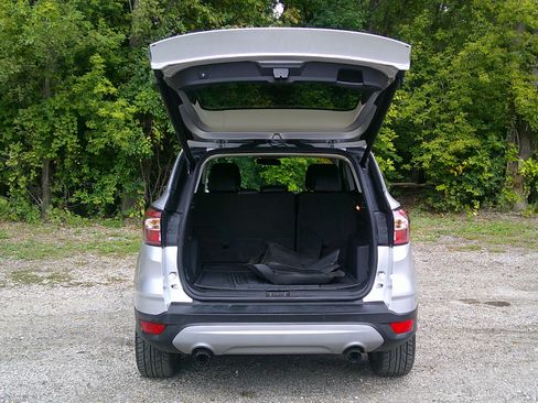 Used 2018 Ford Escape SEL image 11