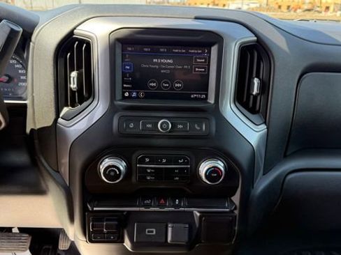 Certified 2020 GMC Sierra 1500 4x4 Crew Cab w/ Convenience Package image 20