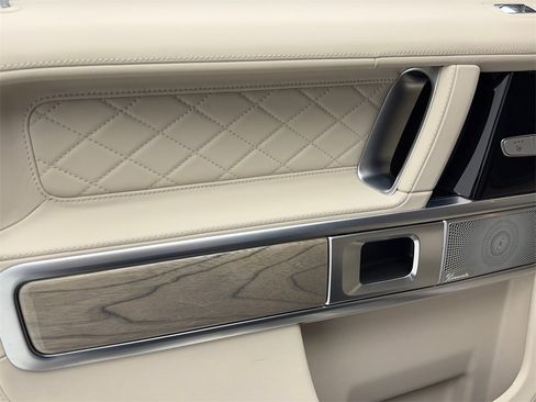 Used 2022 Mercedes-Benz G 550 image 43